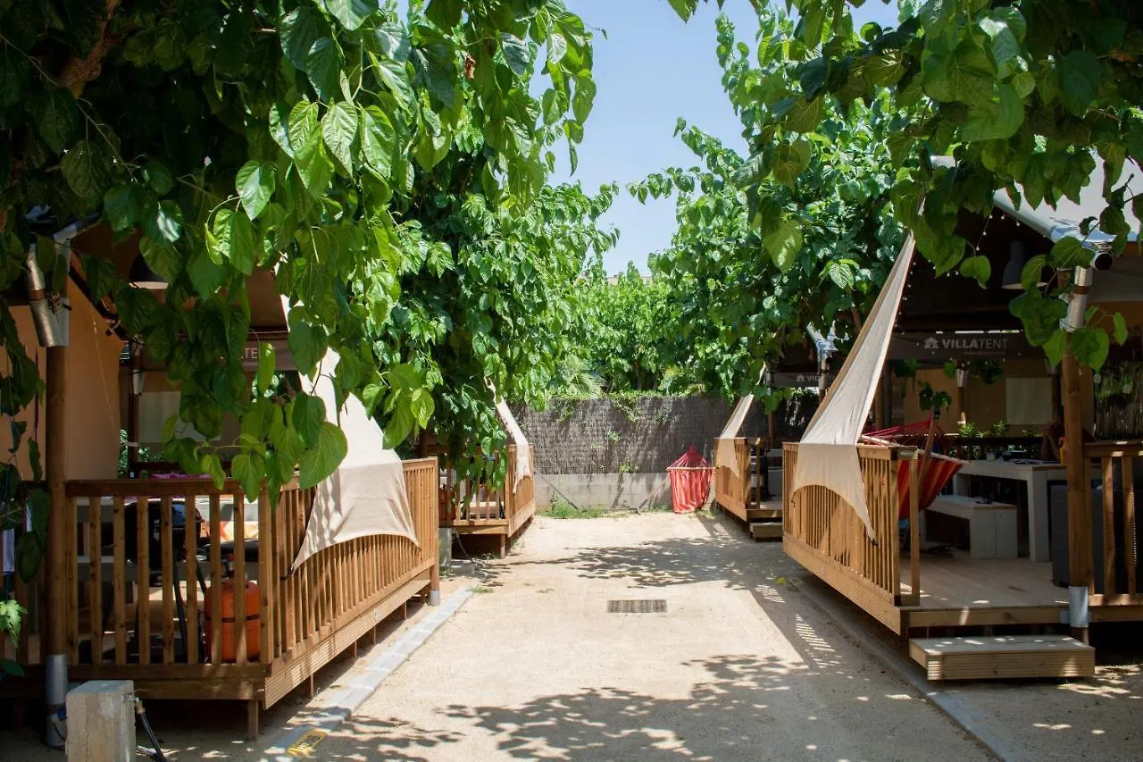 Hotel Glamping Blanes 0*,  España